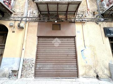 MAGAZZINO A PALERMO