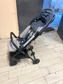 Passeggino leggero Inglesina Quid richiudibile