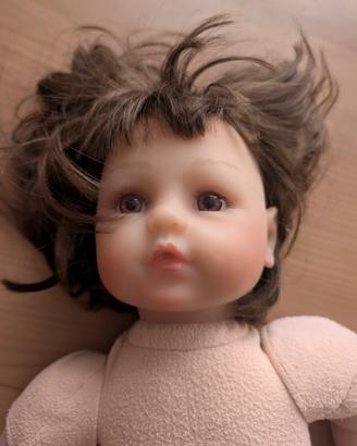bambola simil Reborn