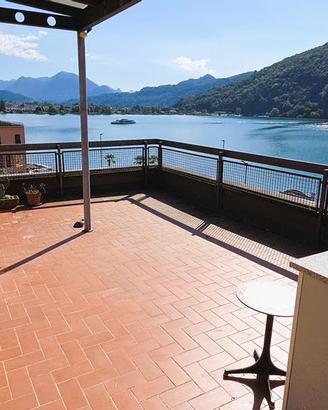 Attico su lago di Lugano Italia