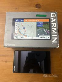 GARMIN Navigatore GPS con display da 6.95’’