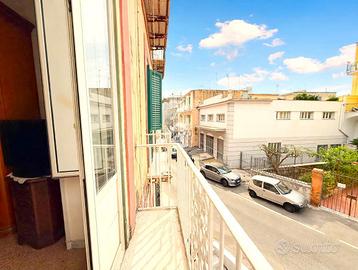2 LOCALI A MONTE DI PROCIDA