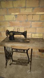 macchina da cucire anni 60