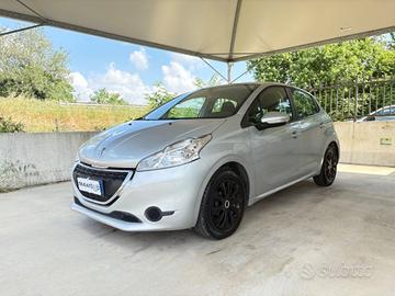 PEUGEOT 208 1.0 VTi 68 CV 5 porte OK NEOPATENTAT