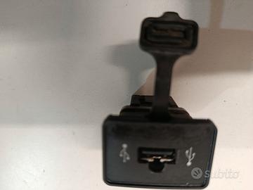 PORTA INGRESSO USB FIAT GRANDE PUNTO