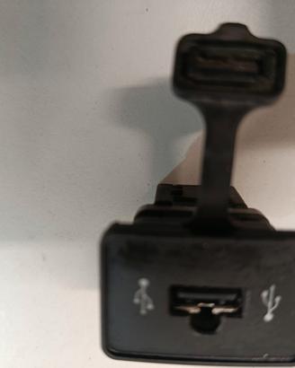 PORTA INGRESSO USB FIAT GRANDE PUNTO