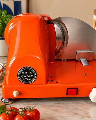 Affettatrice vintage Quick Mill OMRE arancione