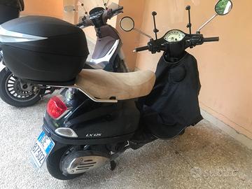 Piaggio Vespa 125 LX