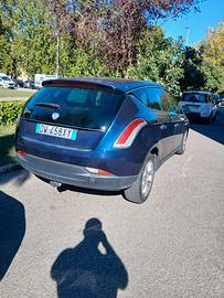 lascia delta anno 2009 euro 5 con gancio traino