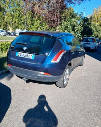 lascia delta anno 2009 euro 5 con gancio traino