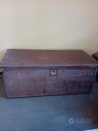 cassapanca vecchia 