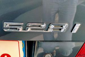 BMW 528 i E39 ATTIVA 193CV TARGA ORIGINALE / INTER