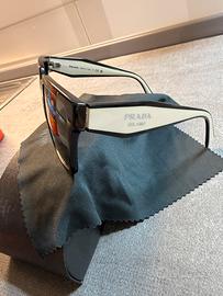 Occhiale Prada