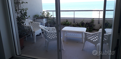 Casa nuova affacciata sul mare