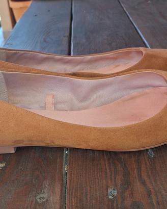 Ballerine a punta in camoscio senape n.37