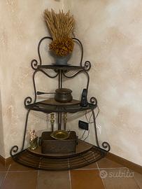 Angoliera ferro e legno