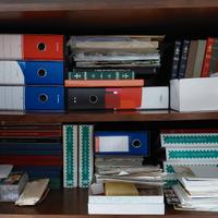 Vasta collezione di francobolli