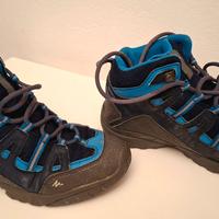 Scarponcini montagna Quechua Tg.34 Waterproof