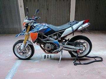 Aprilia Dorsoduro 750