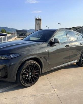 BMW X6 xDrive40d MSport FULL OPT come nuova DRAVIT