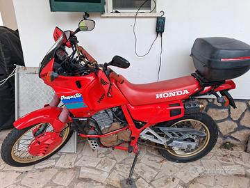 Honda NX650 Dominator