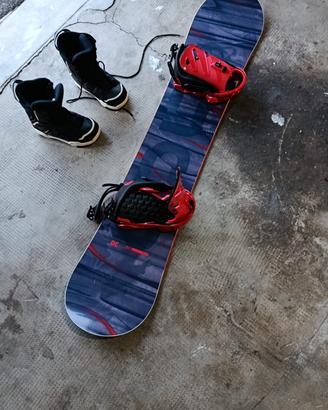 Tavola da snowboard DC Shoes con attacchi 