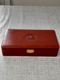 Scatola in pelle con accessori toilette uomo