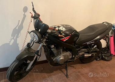 Suzuki GS 500e