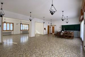 Palazzo / Stabile di 517 m² a Auronzo di Cadore