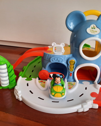 Garage disney baby