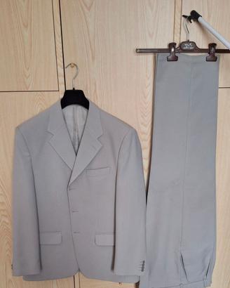Abito uomo elegante