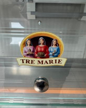 Vetrina cornetti/dolci ‘’ le 3 Marie’’