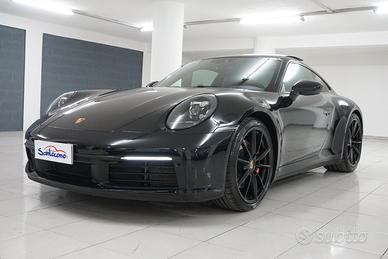 Porsche 911 Carrera 4S 992