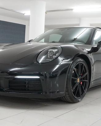 Porsche 911 Carrera 4S 992