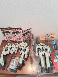 Grande Lotto Robotech Macross in buone condizioni
