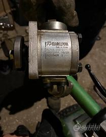 Pompa olio idraulico