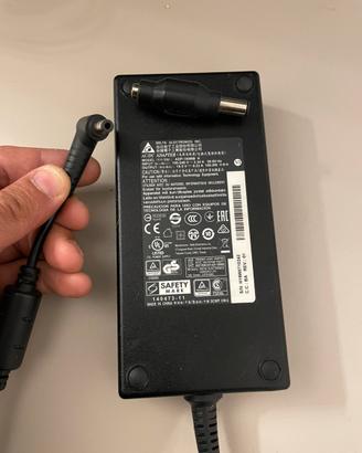 Alimentatore NOTEBOOK MSI marca delta 180 w