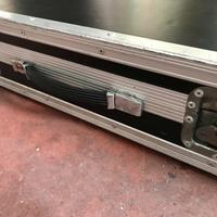 Flight case rigido cm interno 84x68x14