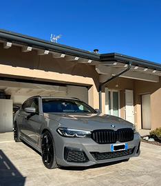 BMW 520d 48V xDrive Touring Msport auto