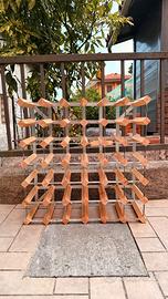 Porta bottiglie in legno e ferro