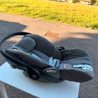 Seggiolino ovetto Cybex Cloud Q
