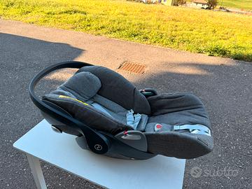 Seggiolino ovetto Cybex Cloud Q