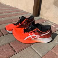 Asics Magic Speed scarpe running 43 rosso