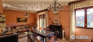 Appartamento con garage a Giarre centro