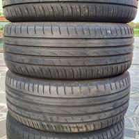 Gomme estive Toyo 205/55R16  91V cerchi in acciaio