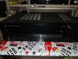 AMPLIFICATORE SANSUI  			