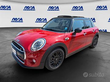Mini 1.5 Cooper D 5 porte OK NEOPATENTATI TETTO AP