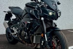 Yamaha MT 10 tourer edition