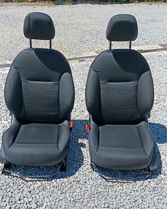 Sedili Anteriori Peugeot 208 2018