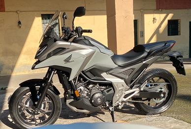 Honda nc750x 2025 350 km